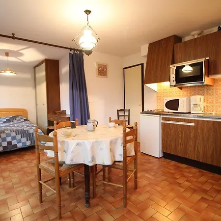 Apartment Spacieux 4 Pers, Lit Double, Pistes, Parking